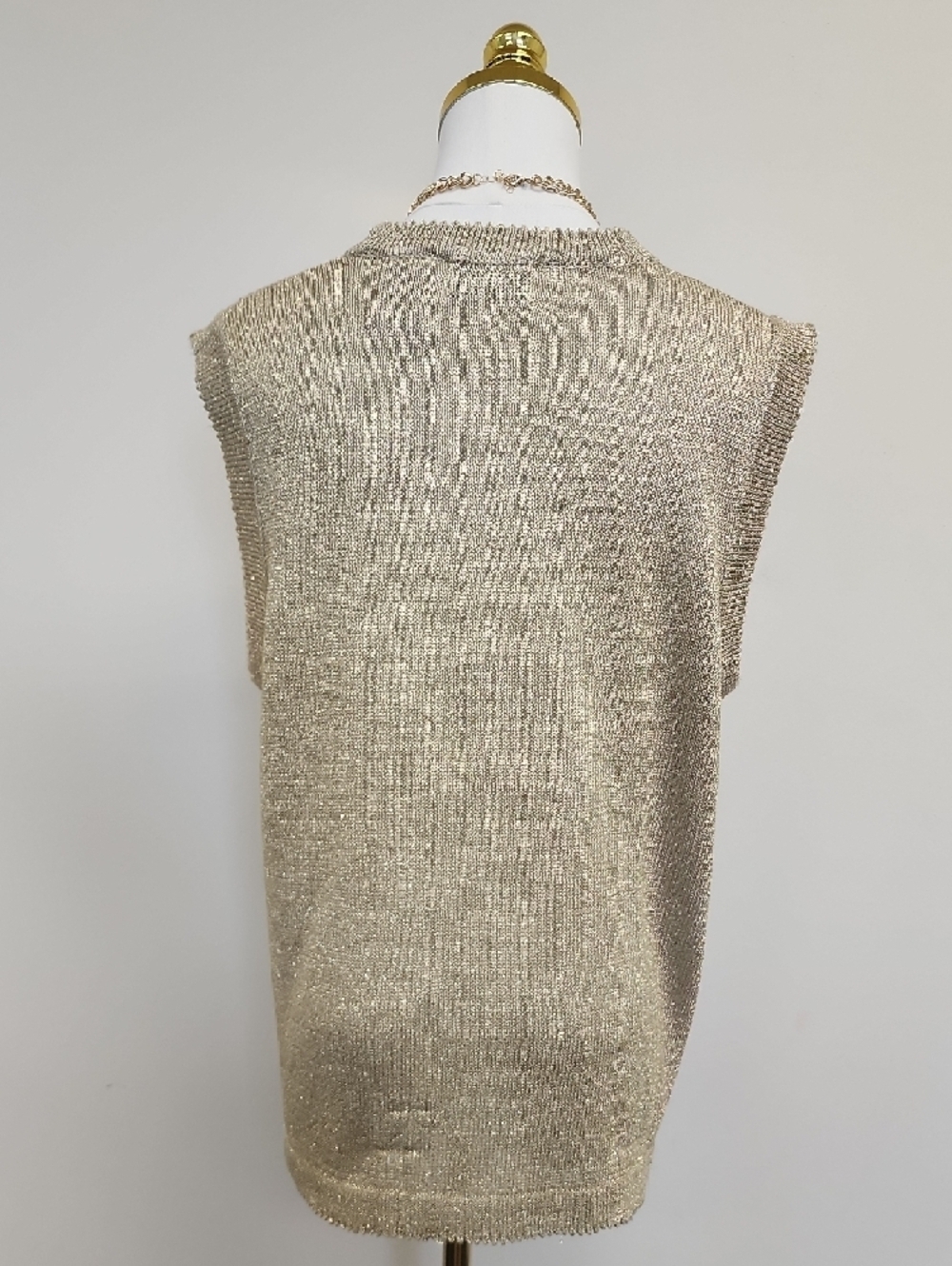 Cricket Lane Beige Knit Button Front Sweater Vest Size Medium - Picture 4 of 11
